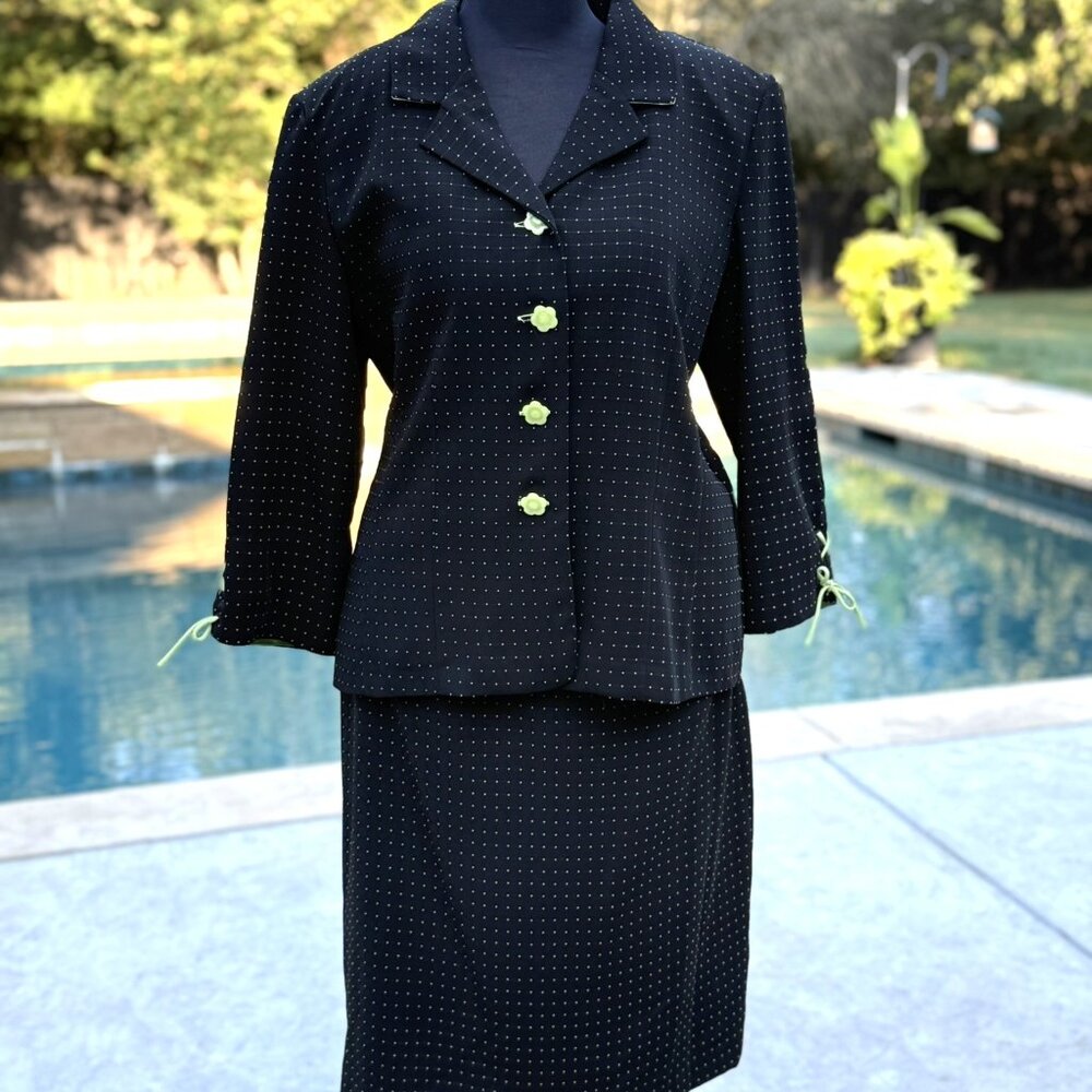 BEAUTIFUL DRESS BARN BLACK AND LIME GREEN  POLK- A-DOT SUIT-SKIRT SET